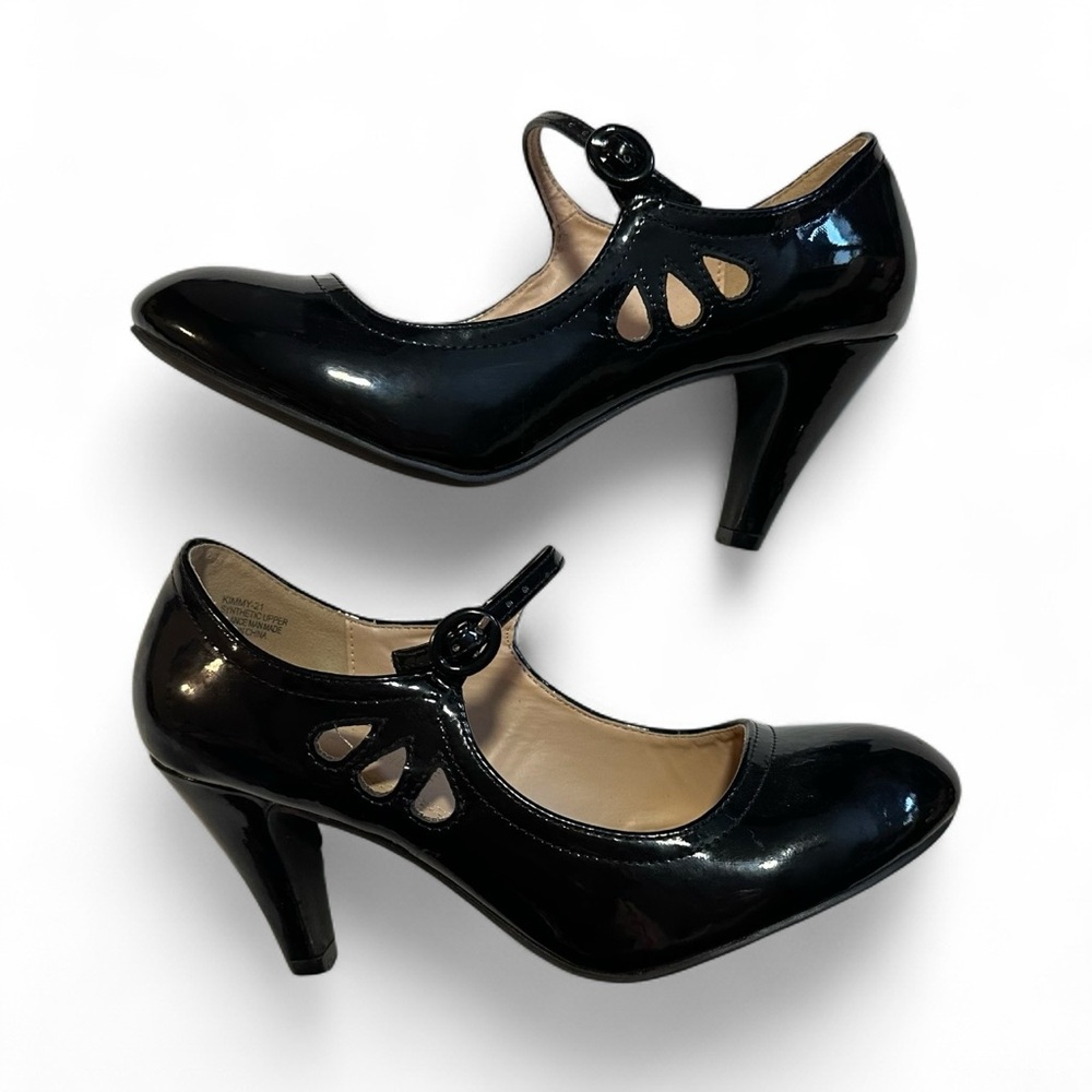 ✨ Chase + Chloe Shiny Black Leather Mary Jane Heels – 3” Heel ✨ Size 7 1/2